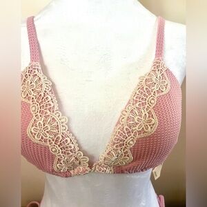 NWT Aerie Pink Triangle Bikini Top Size L swim pool summer